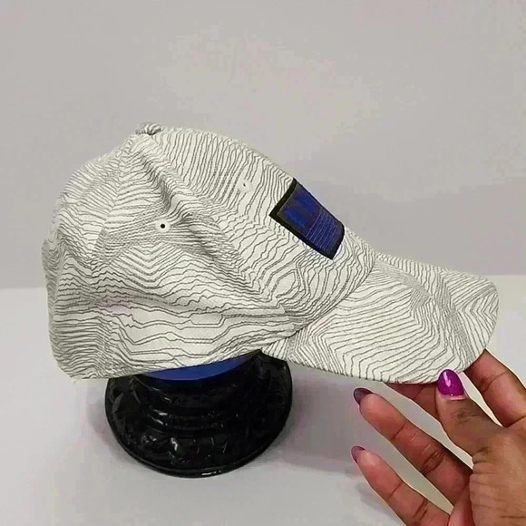 Under Armor Mens White/Grey "IMG" Cap Baseball Style Hat, sz Md/Lg - Picture 4 of 12